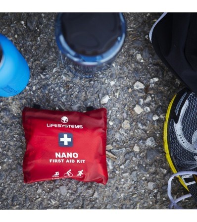 Lifesystems Аптечка Light & Dry Nano 16 части